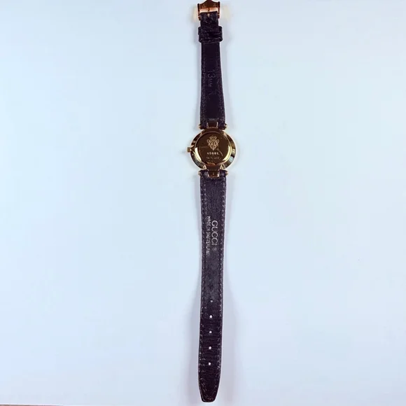 GUCCI Ladies 18K Gold Plated 4500L Swiss Watch VTG Box Papers Receipt BNIB 90's - Picture 5 of 13